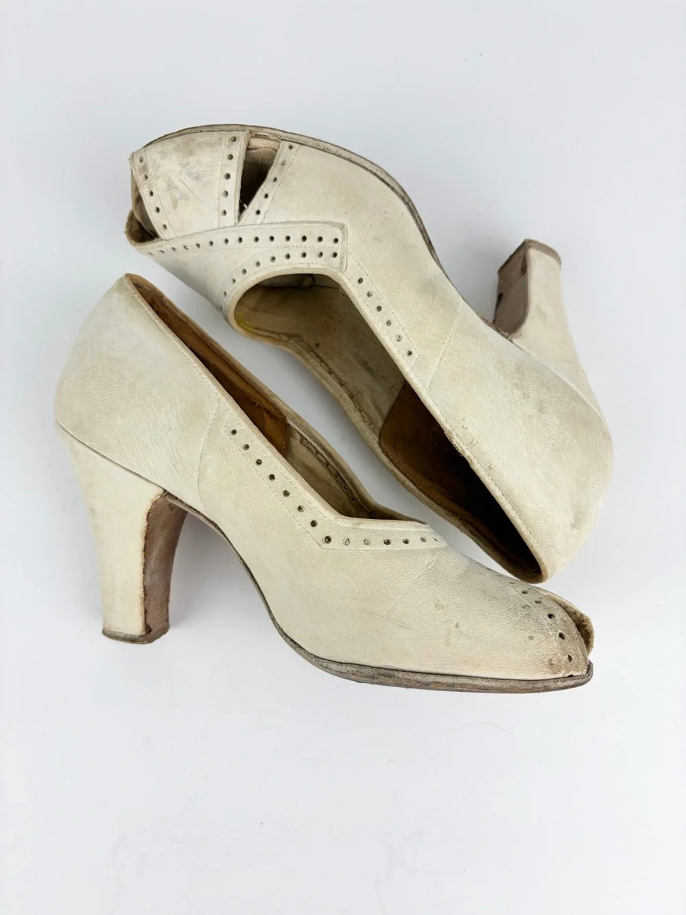 VTG 30s 40s Jacqueline Wohl Cream Vintage Peep Toe Cutout Heels